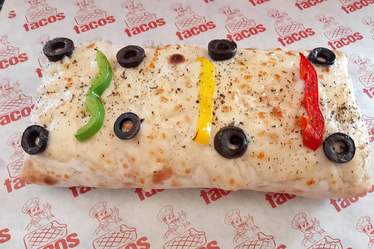 Grand tacos gratiné prêt à partager